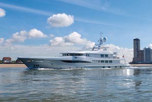 [AMELS_171_+YN455_300DPI_17cm.jpg]