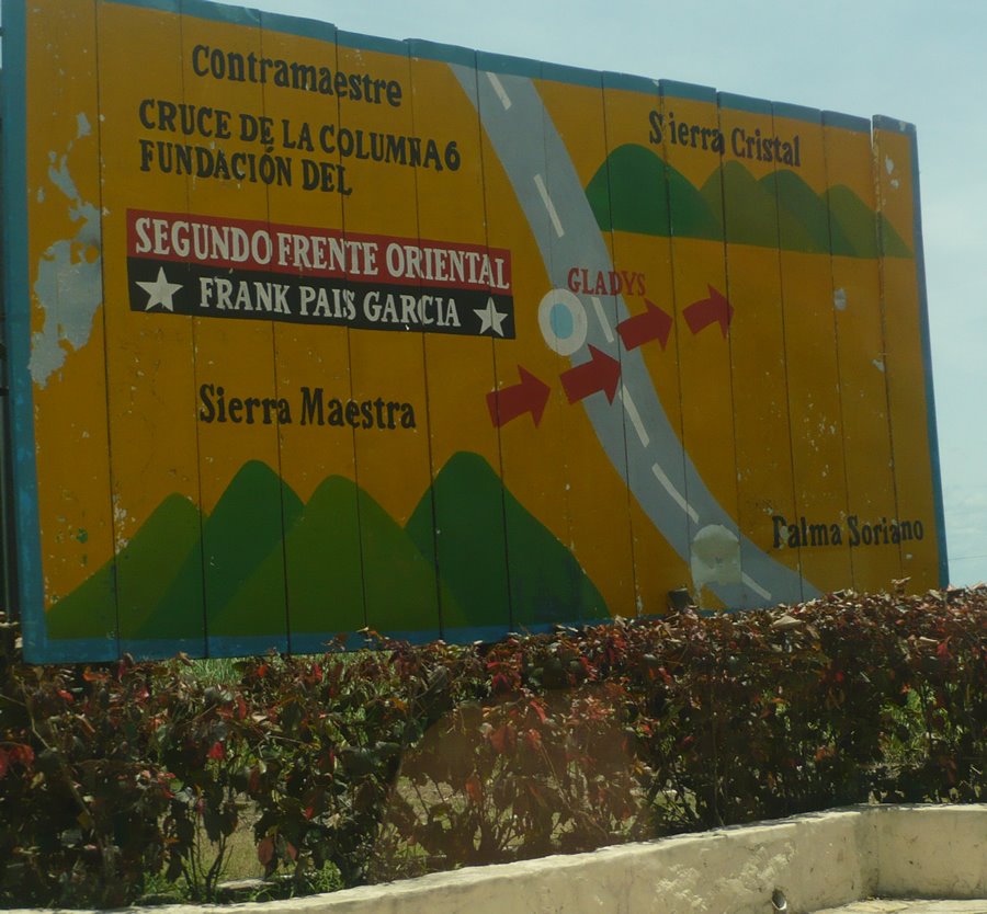 [cartel-publicitario-cuba-18.jpg]