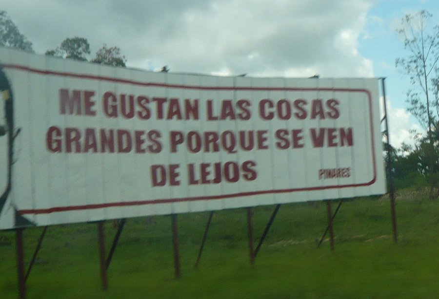 [cartel-publicitario-cuba-8.jpg]