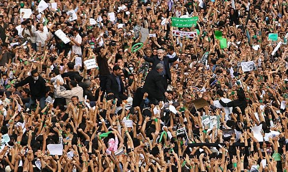 [Mousavi+&+rally+in+Tehran,+6.18.09.jpg]