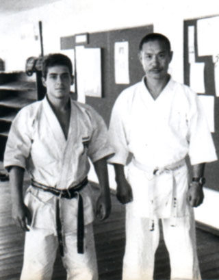 HASHA (O Campeão) e um fâ...