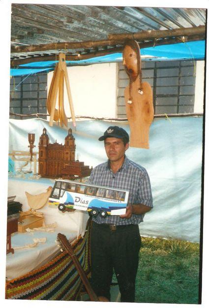 Venta de artesanía en Madera - Cajabamba