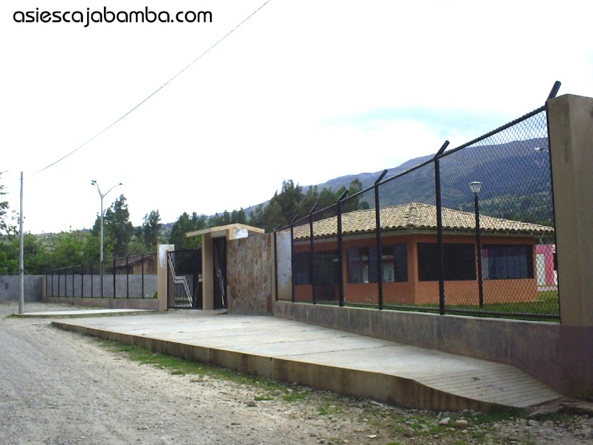La Universidad Nacional de Cajamarca - sede Cajabamba ya tiene bus propio