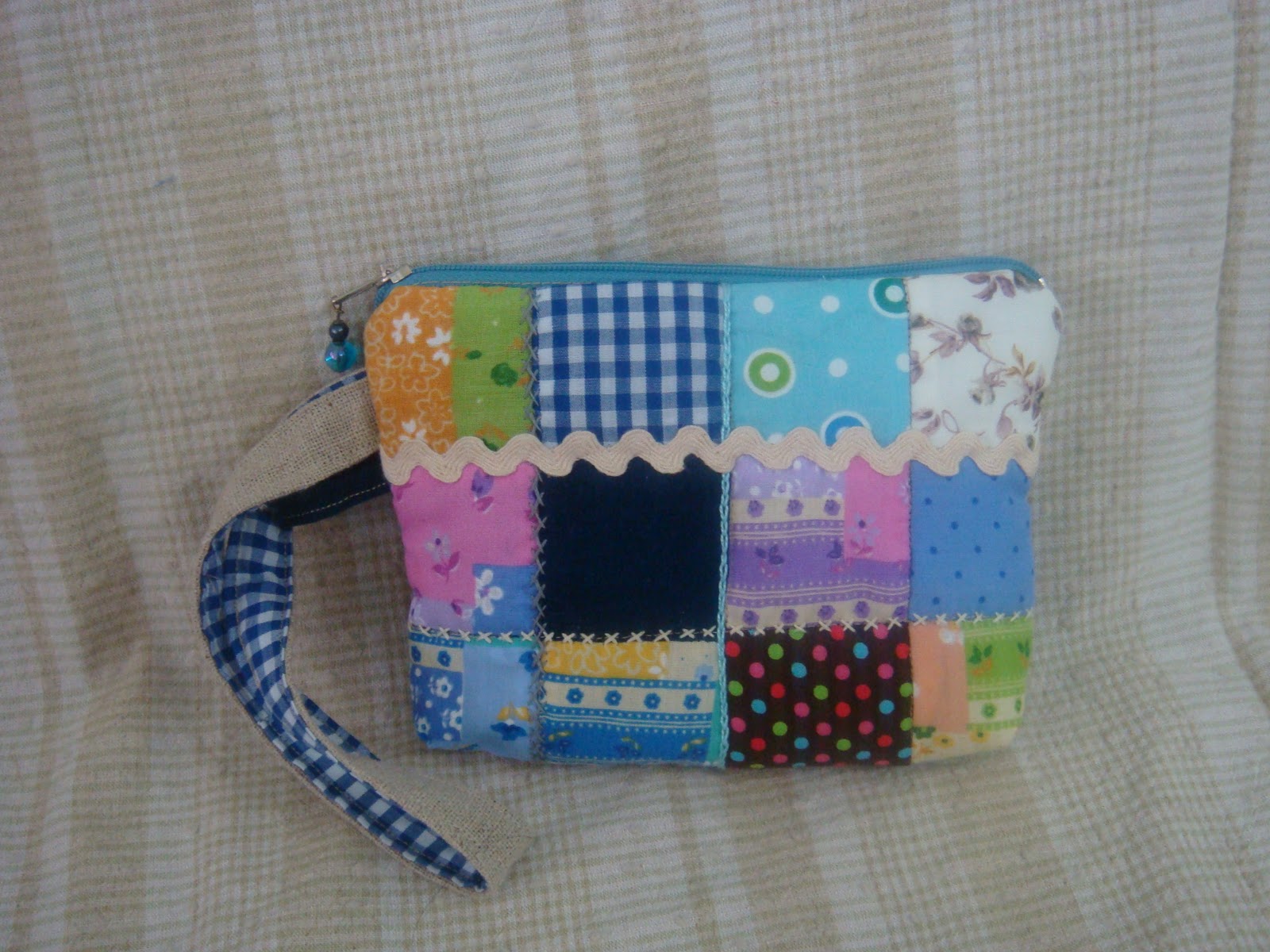 貓頭鷹拼布造型零錢包 【222275】:Kiro貓拼布包包飾品