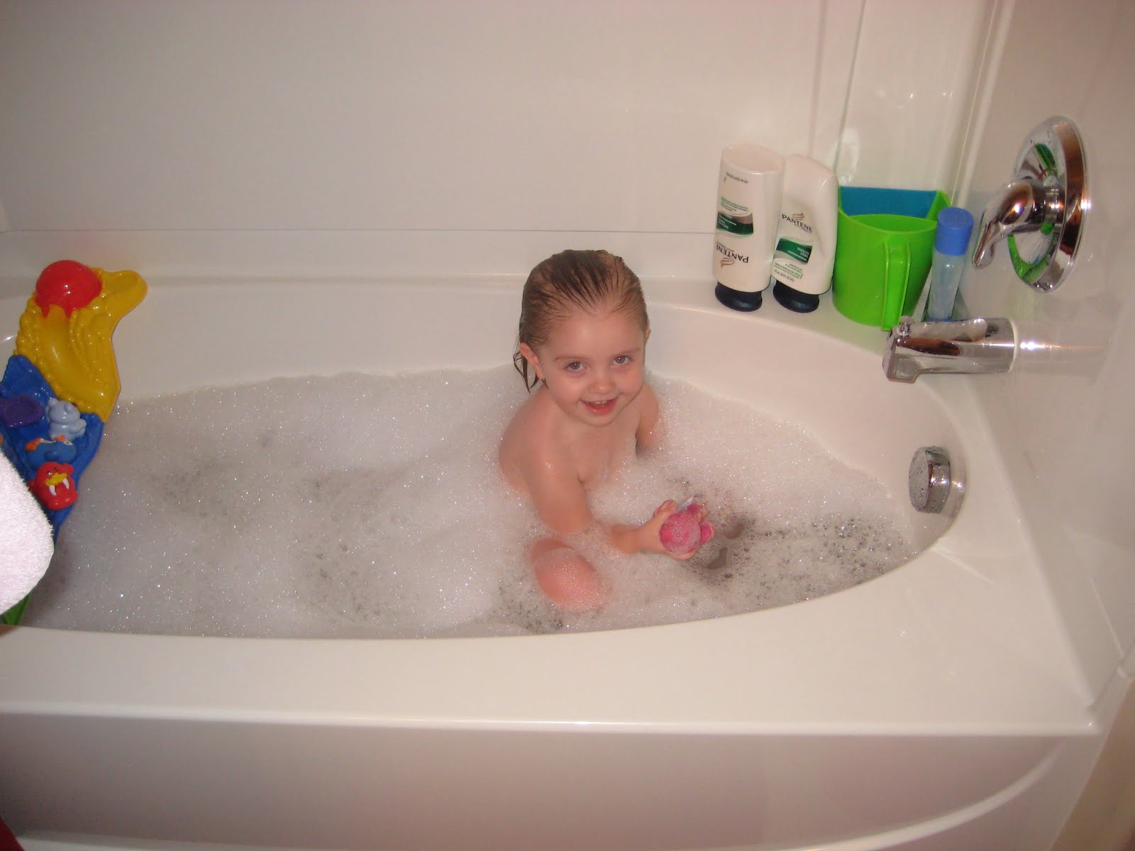 The Wagner Family Caitlin's first bubble bath