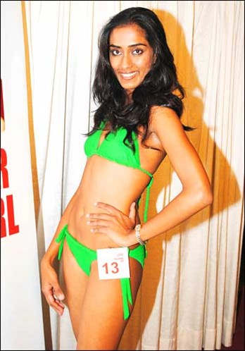 Swimsuit Calendar Girls on Kingfisher Swimsuit Calendar Contests 2011 Pictures