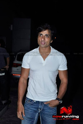 Bollywood celebrities at Anjana Anjani special screening pictures