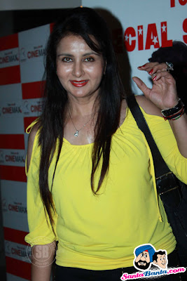 Bollywood celebrities at Anjana Anjani special screening pictures