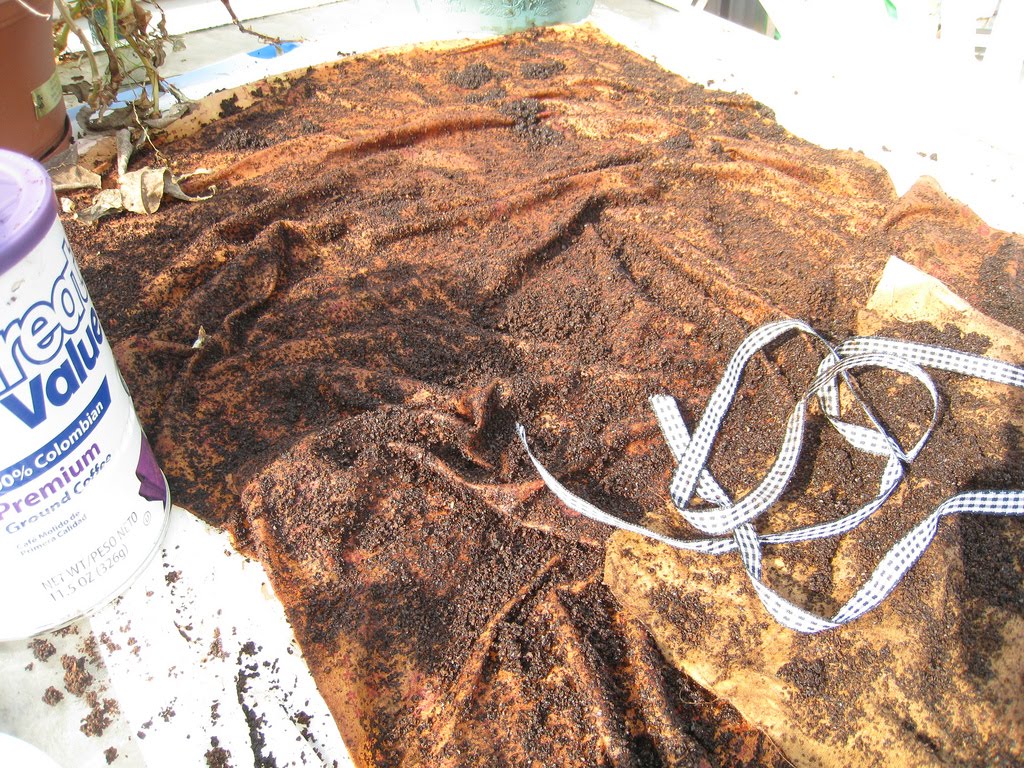 Vintiquities Coffee Dye Mixed Media distressing