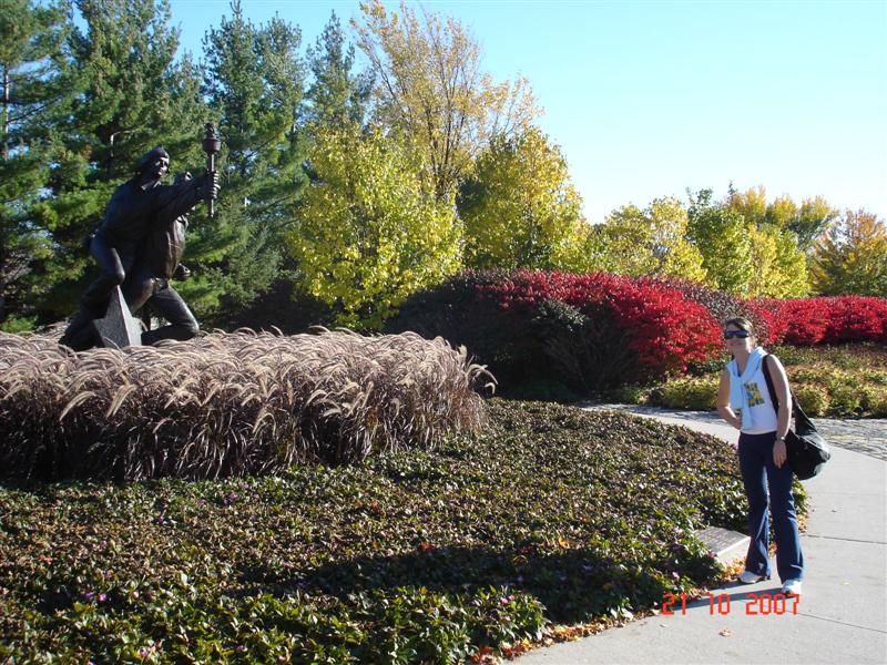 [Ottawa+oct+(19)+(Medium).JPG]