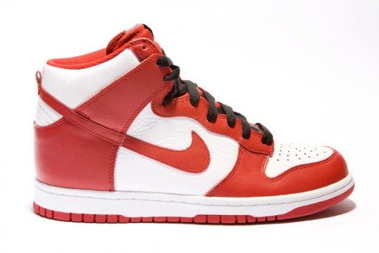 nike dunk high tops red