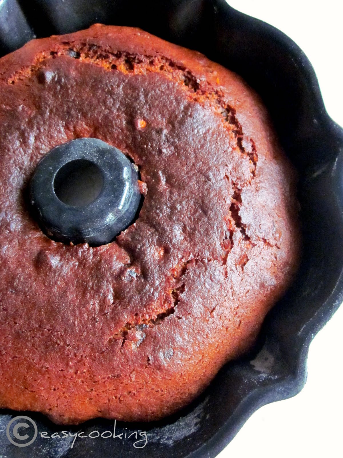 Easycooking Dates & Nut Bundt Cake