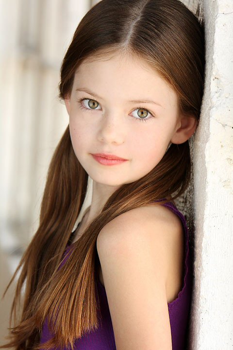mackenzie foy as renneesmee