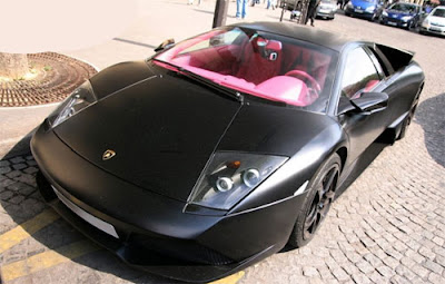 http://3.bp.blogspot.com/_6I27LgG9bck/Scm_PUR2sgI/AAAAAAAAI94/u4dKlDu8wio/s400/Pink%2BLamborghini1.jpg