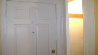 Pantry next to Entrance