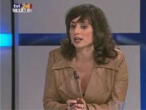 [fernanda_cancio_coitada.jpg]