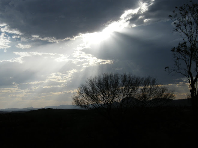 Sun rays outside of Alice Springs