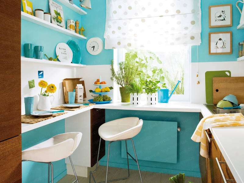 Kitchen Before And After Makeovers. An uber small kitchen gets a