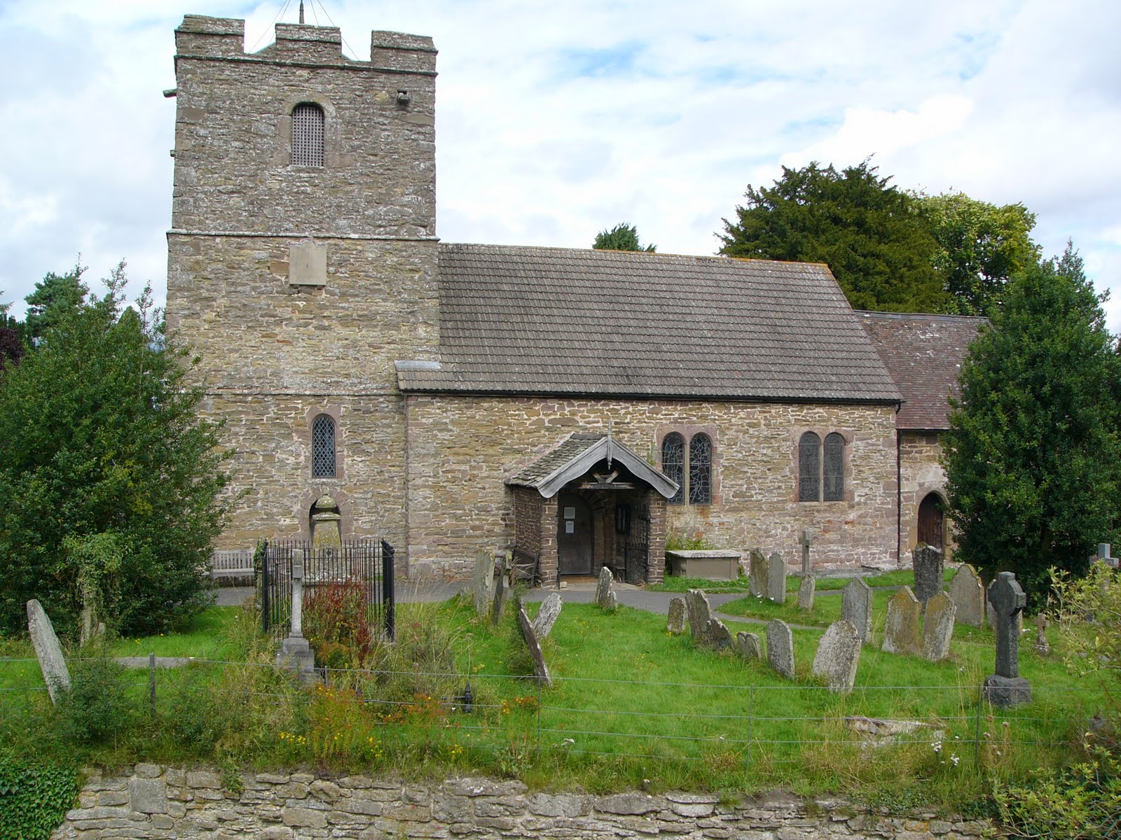 Norman Chapel House styles, Old barns, English countryside