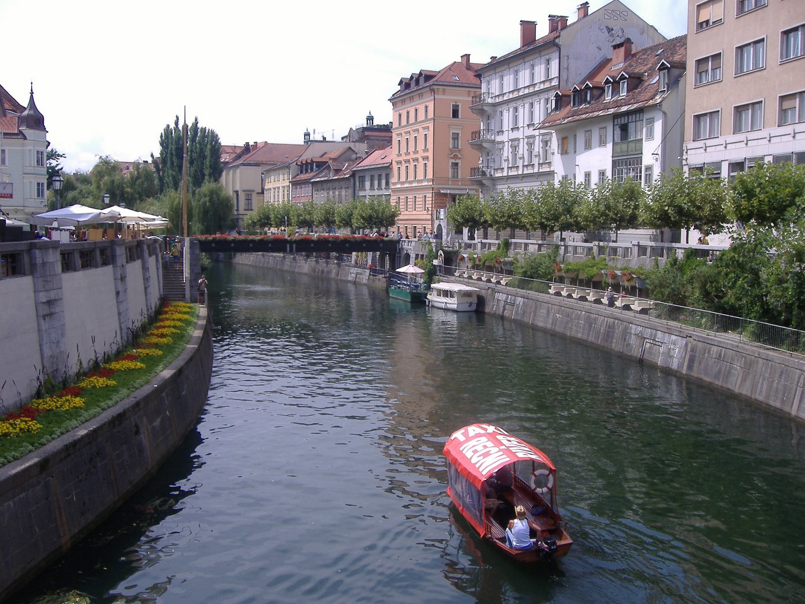 [DSCF1222.JPG]