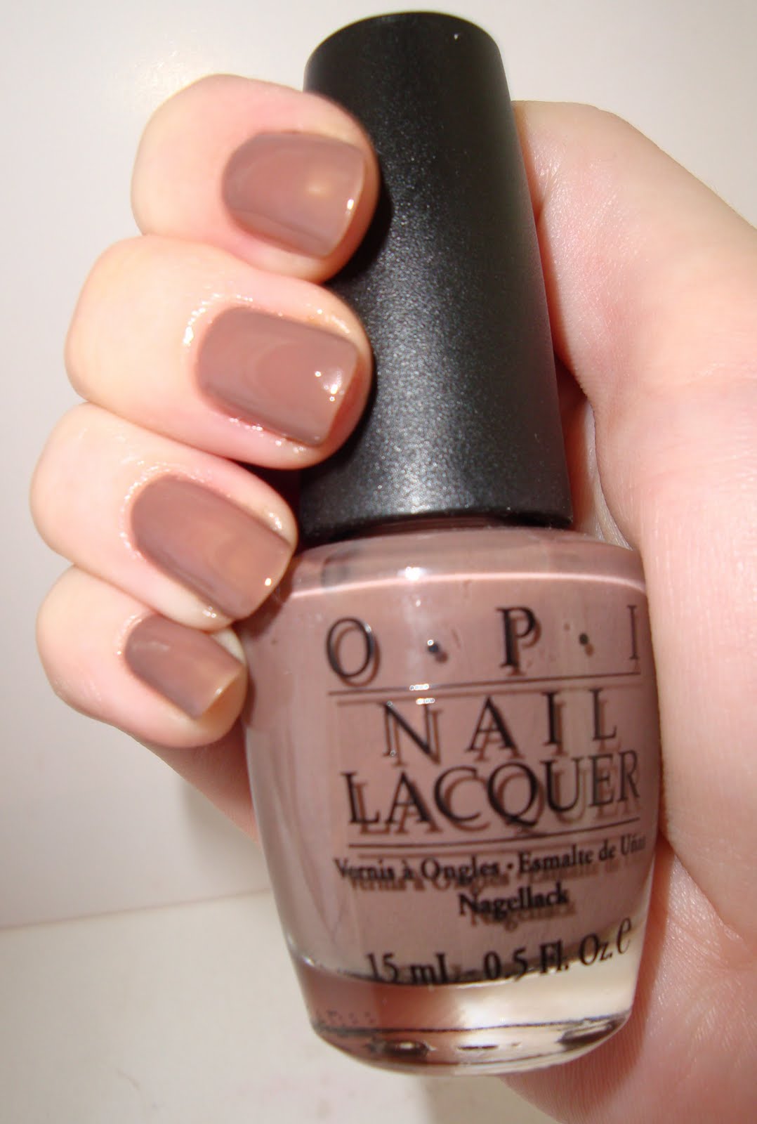 Taupe Opi