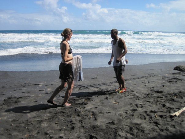 [21549_1352423050172_1219284468_31089095_4767588_n[1].jpg]