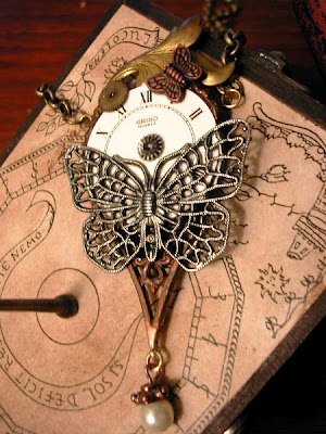 Steampunk (Stile) Steamp.+collier+farfalla