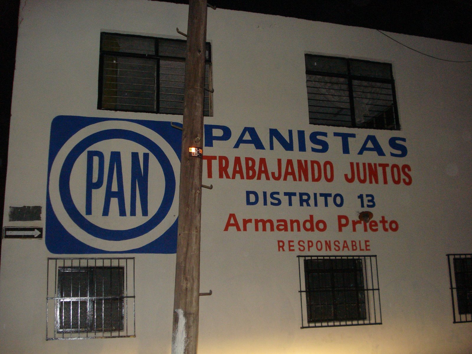 [Armando+Prieto-Barda.JPG]