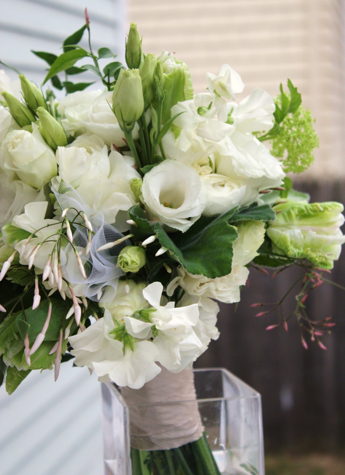 [wh+bouquet+close.JPG]