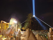 Travel through the ancient tombs of the Pharaohs at Luxor Las Vegas. (luxor sof )