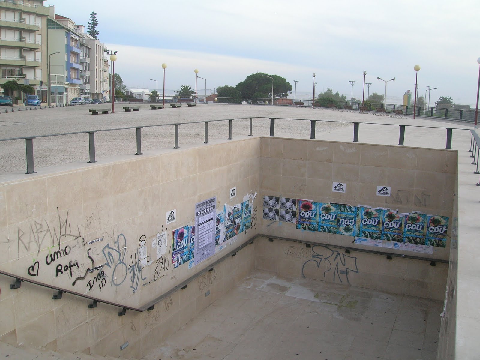 [DSCN2058.JPG]