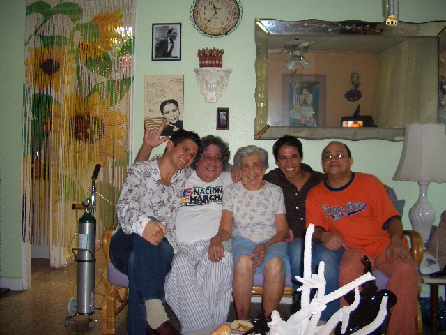 [Thanksgiving+003.jpg]