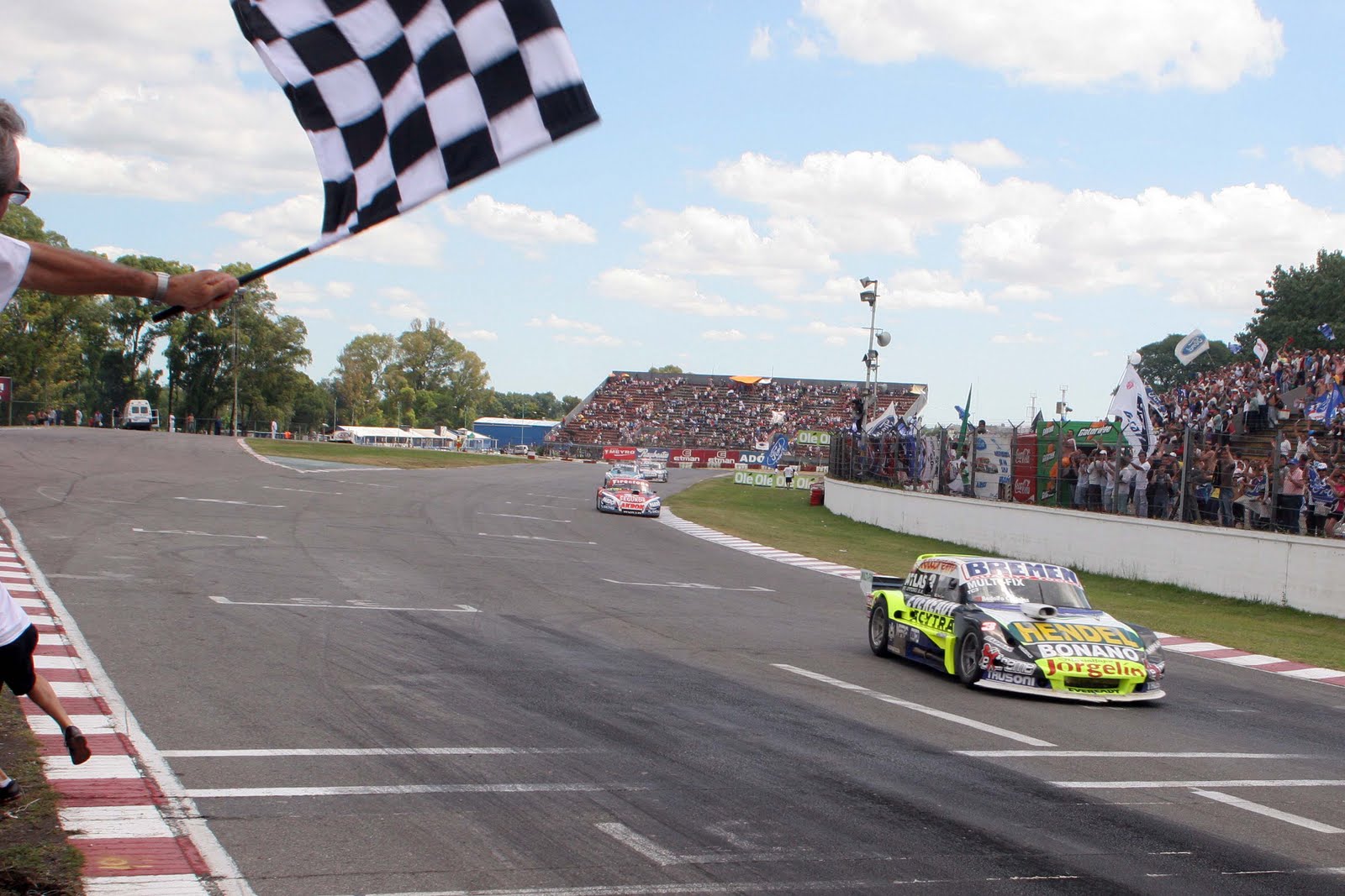 [moraitsbsas.CHAMTC09.jpg]