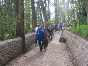 CAMINATA A LA CASCADA DE PEGUCHE