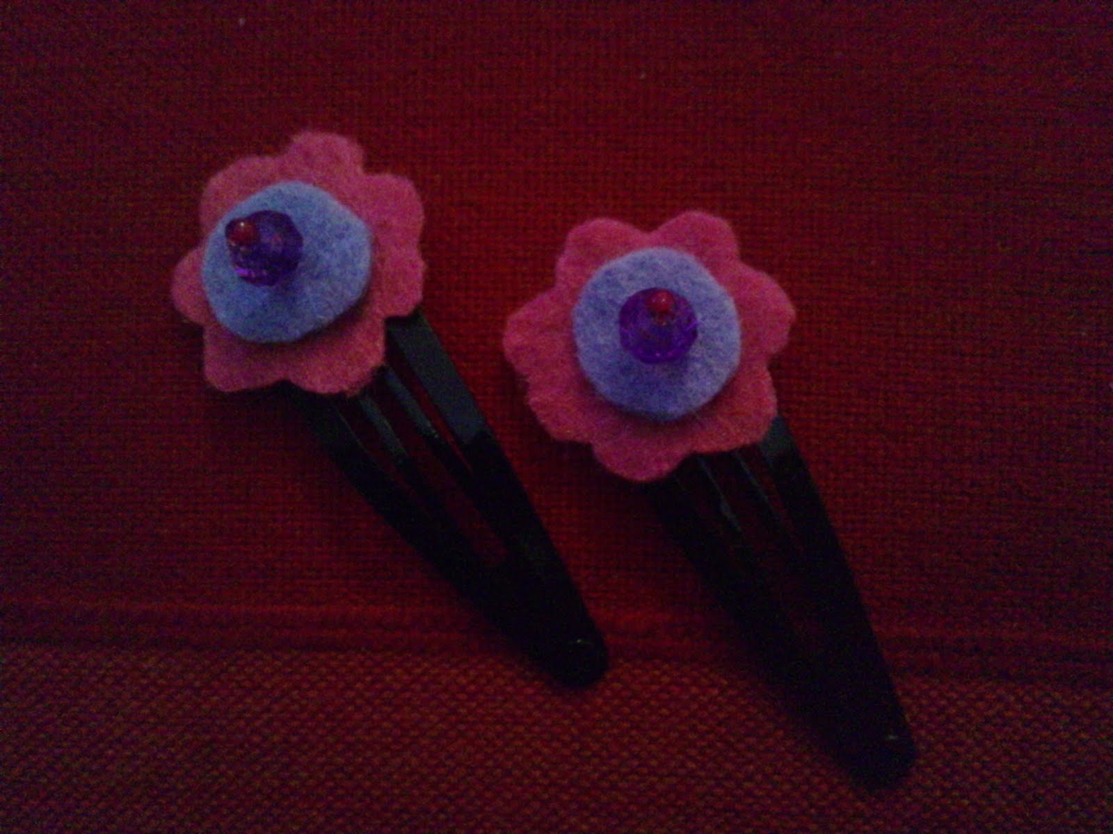 [horquillas+flor.jpg]