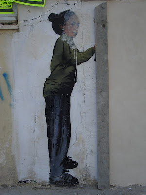 Street Art Graffiti -Girl