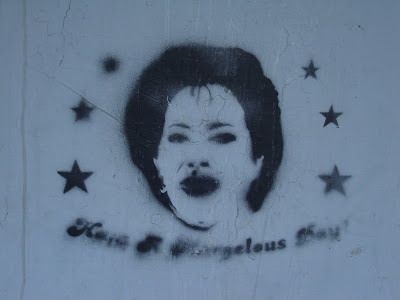 Woman Stencil Graffiti - Tel Aviv