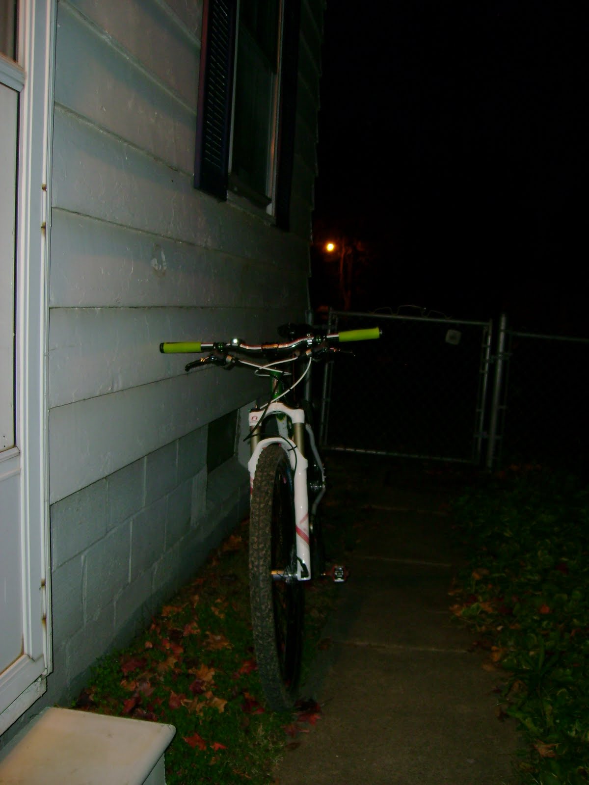 [Front+night.JPG]