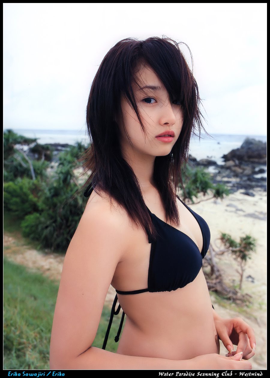 Erika Sawajiri hot photo