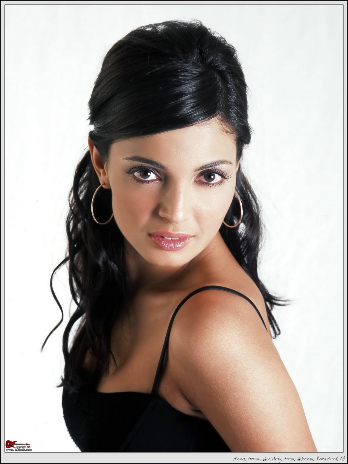 Alessia mancini nude downlod pics 9