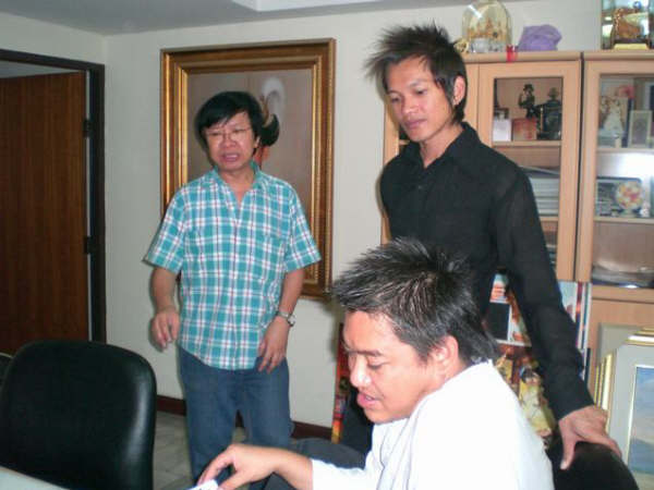 [=?windows-874?B?tNnOx6eo2OnCNjQuanBn?=-716615]