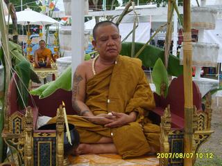 [=?windows-874?B?vti3uNLA1ODJoSAgodSoocPDwTY2NC5qcGd=?=-782626]