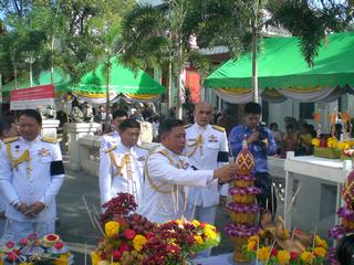 [=?windows-874?B?4sOn4KggodSoocPDwTcuanBn?=-778489]