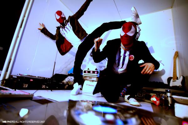 Warp Bloody Beetroots