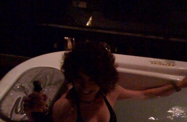 [meinhottub2_cropped.jpg]