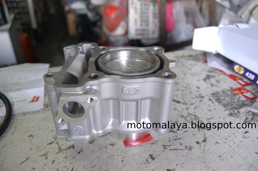 [lc-racing-block06.JPG]