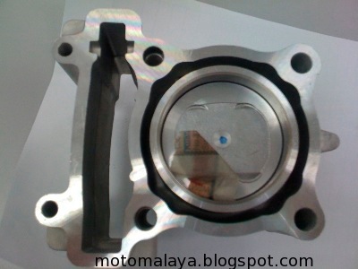 [racing-block-lc135-1.JPG]