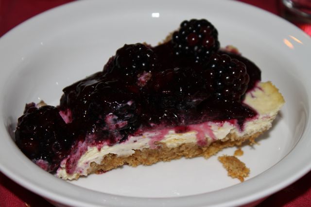 [blackberry+altenburg+kitchen.jpg]