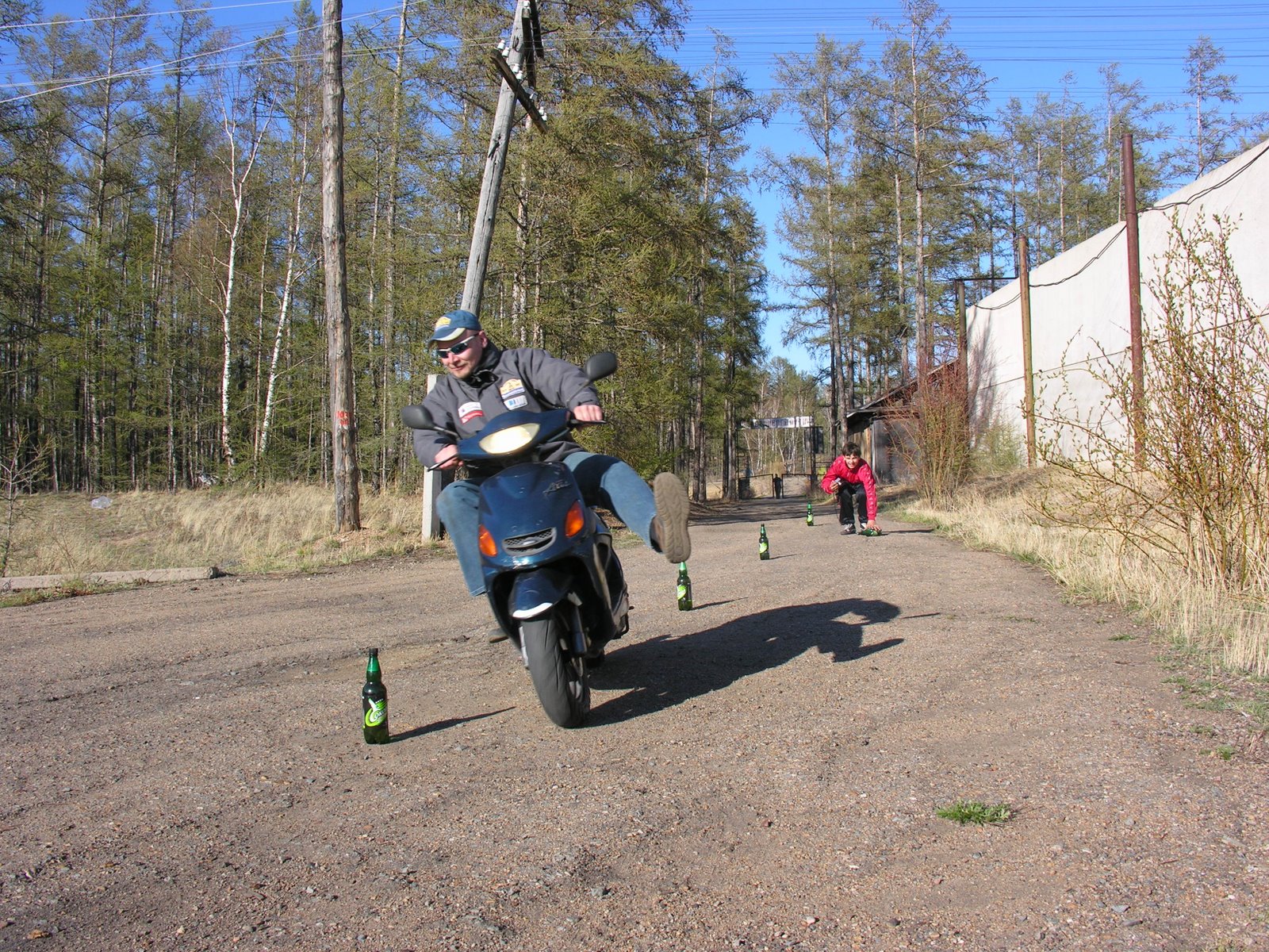 [DSCN1913.JPG]