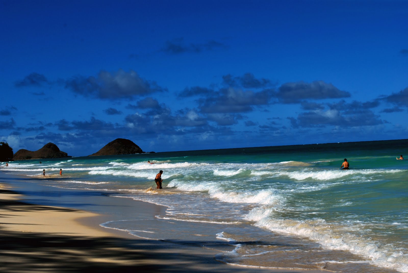TRAVELOG Bellows Beach Hawaii